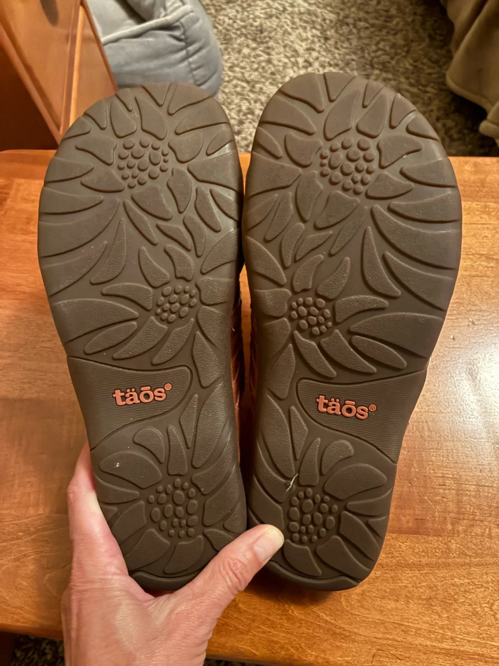 Taos Guru Women's Leather Slide Sandals